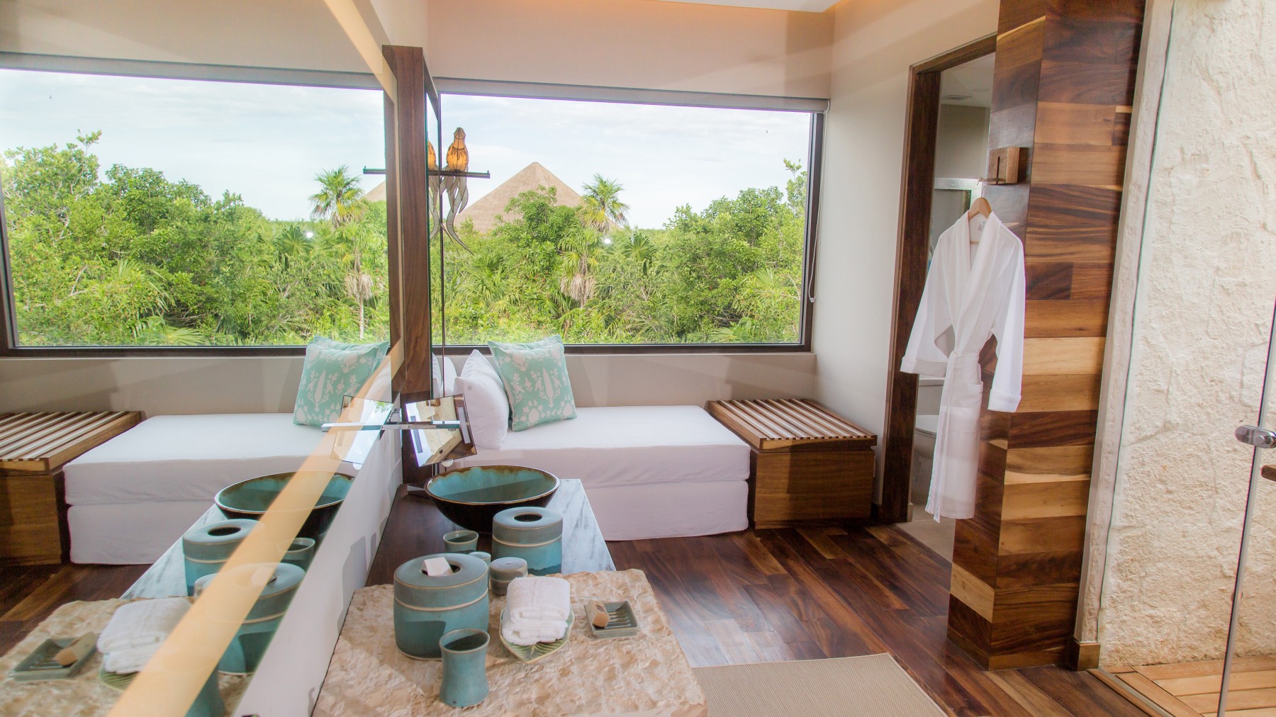 Treetop Pool Villa
